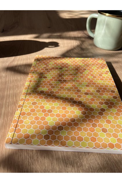 American Hardcover, A5 Checkered Notebook, 64 Sheets, 90gr. Ivory Paper (HONEYCOMB COVER DESIGN)