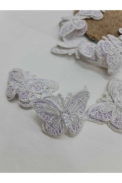 Ribbon Butterfly Lace 1 meter 12 motifs
