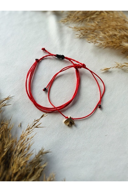 Set of 2 red lucky bracelet swallow
