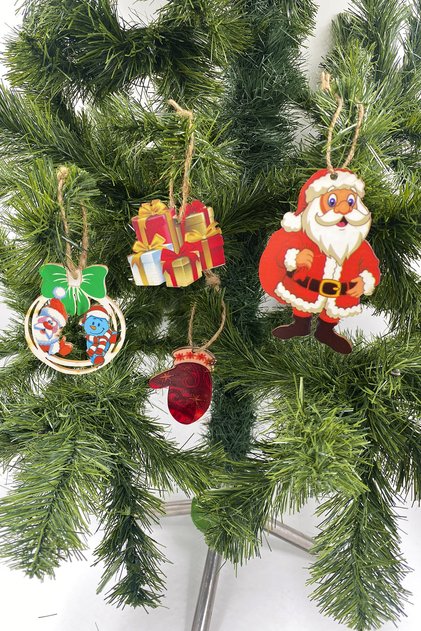 Christmas Tree Ornament Wooden Figures 4 Pieces