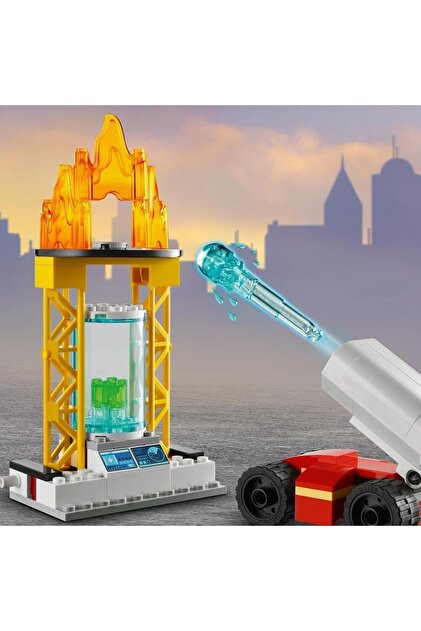 LEGO City İtfaiye Komuta Birimi 60282 Yapım Seti; Eğlenceli