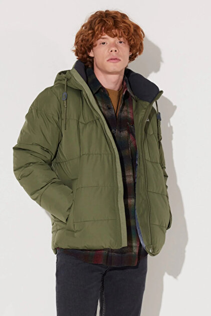 Lee Kapüşonlu Regular Fit Zeytin Erkek Şişme Mont L88BNYA61