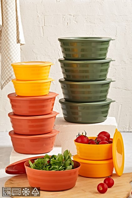 Round 12-Piece Storage Container Set That Can Be Used in Microwave and Freezer