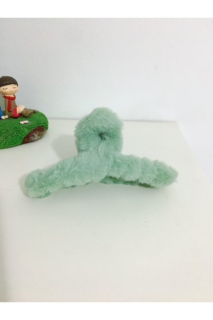 Plush Soft Feather Latch Buckle