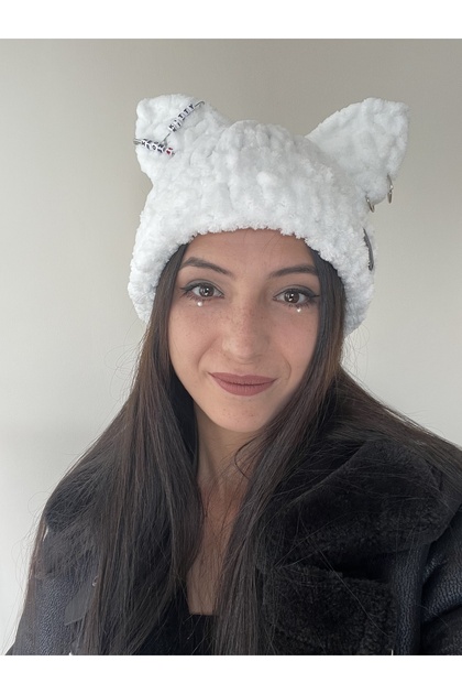 Cat Eared Puffy Beanie Gray Hand Knitted Winter Beanie Hat Hello Kitty
