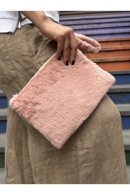 Women's Plush/Teddy Zippered and Lined Clutch Handbag