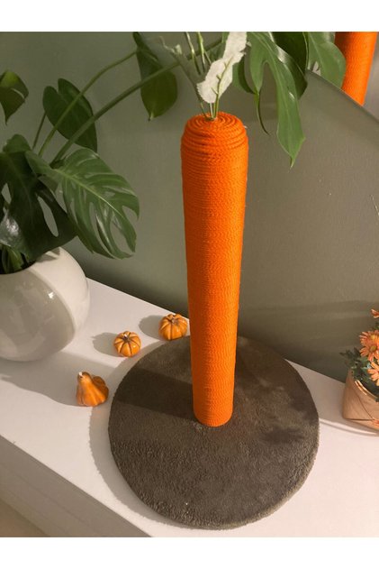 Havuç Figürlü Düz Kedi Tırmalama Tahtası 52 cm