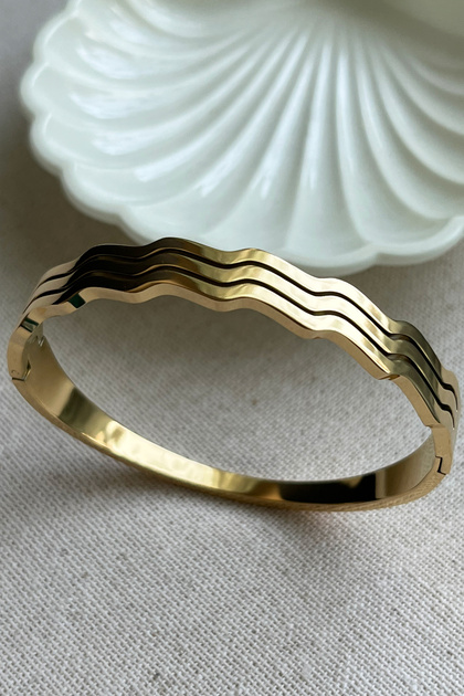Steel 17 Cm Circumference Wavy Women's Handcuff Tarnish Resistant Women's Bracelet