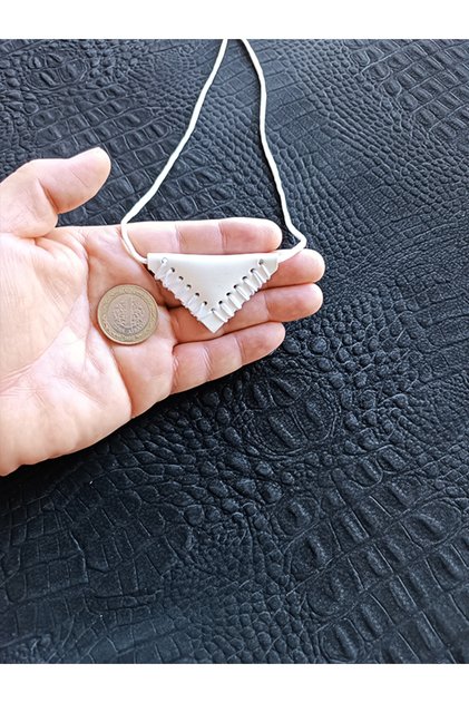 Kayi Cevşen Prayer Triangle Pendant Amulet Genuine Leather Closed