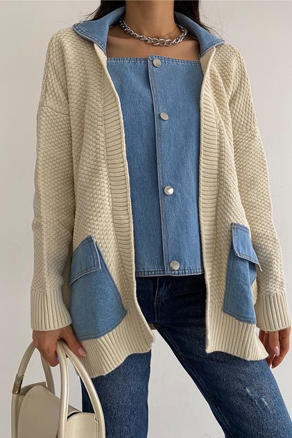Women's Beige Standard Size Snap Button Double Pocket Denim Denim Detailed Design Oversize Knitwear Cardigan