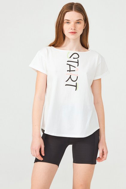 Seamless (seamless) Activewear Sports Shorts with Pockets and Yoga & Pilates Combo Slogan T-shirt Set