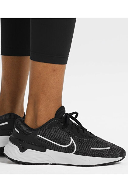 nike renew run womens black