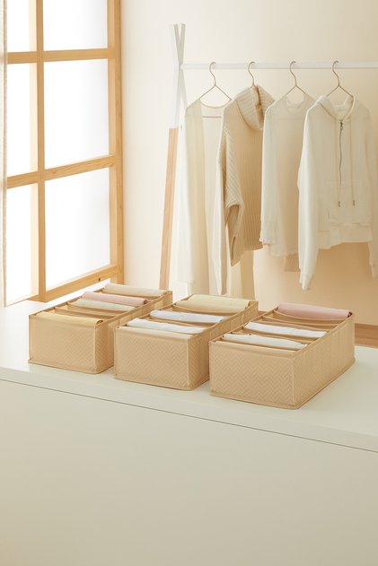 3 Pieces 7 Compartments Beige Cabinet Drawer Inside Accordion Type Folding Laundry Organizer