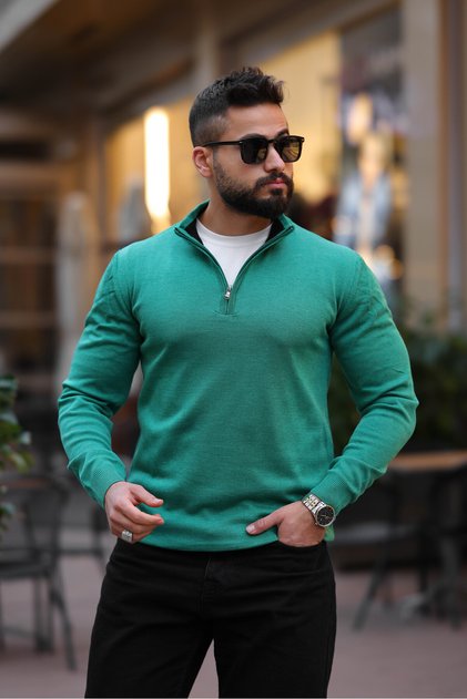 MEN'S SLIM FIT HALF ZIPPERED SWEATER