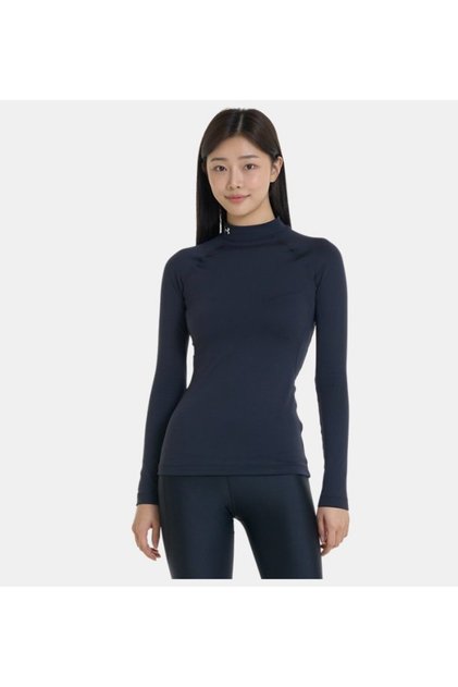 Kadın UA Authentics Mock Neck 1368702-001