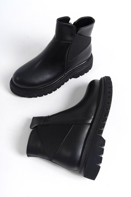 Lord Black Matte Thick Soled Elastic Daily Boots