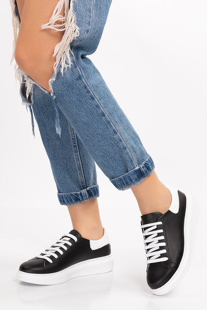 Kadın Siyah - Beyaz Hakiki Deri Sneaker