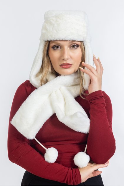 Plush Eared Pilot Hat Scarf Suit White