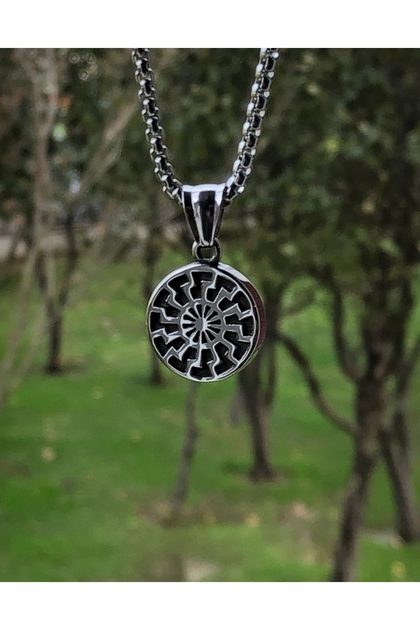 Small Scandinavian Figurines, Nordic Symbol, 316L Stainless Steel, Tarnish-Resistant, Unisex Necklace.