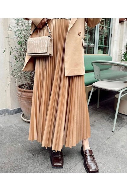 Slim Pleated Hijab Skirt