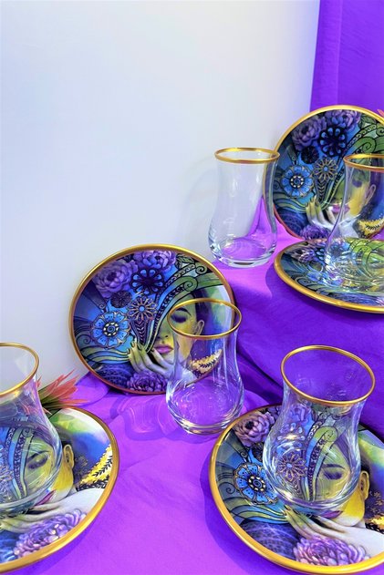 12 Piece Patterned Matte Gold Tea Set with Ceramic Plate