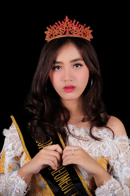 Crystal Jewelled Bridal Queen Crown Shiny Princess Crown Bridal Wedding Crown Gold Red