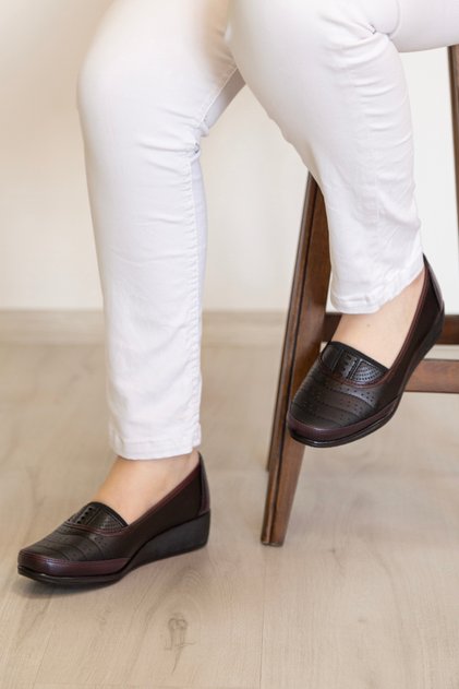 Orthopedic Soft Soled Mother Shoes