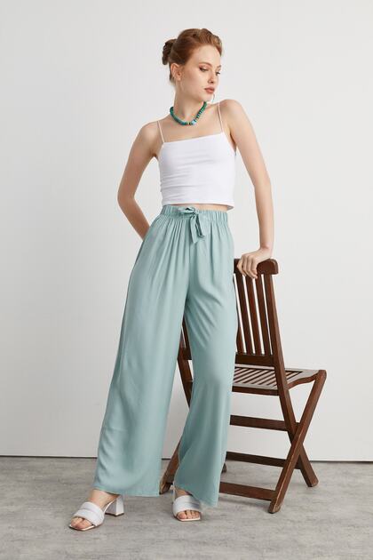 Women's Mint Viscose Woven Trousers