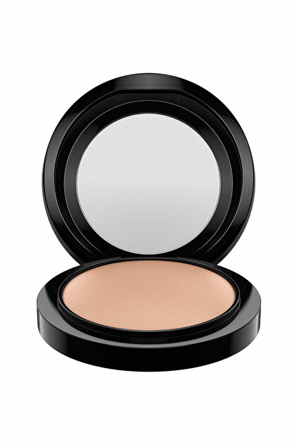 Mac Mineralli Doğal Mat Bitişli Natural Pudra - Mineralize