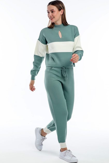 Stand Collar Long Sleeve Waist Gathered Blocked Low-cut Short Sweater Waist Leg Elastic Trousers Knitwear Set