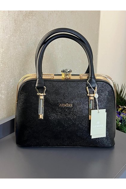 ARM.340.SH.V Armine Special Color Konbin Leather Handbag Designed as a Hand and Arm Bag