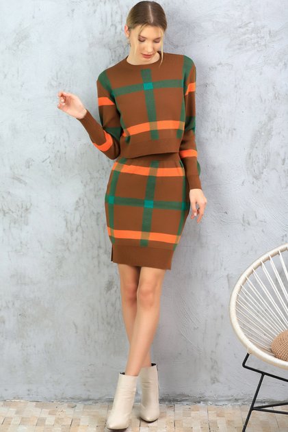 Round Crew Neck Color Block Striped Short Sweater Elastic Waist Slit Skirt Double Knitwear Set