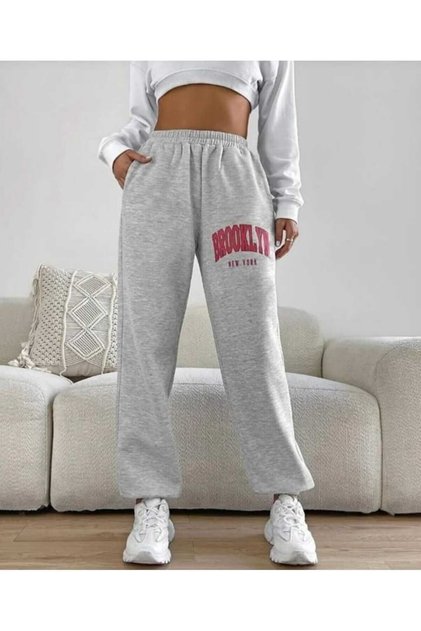 Oversize Women's Tracksuit - Printed Design