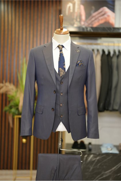 Navy Blue Men's Suit - Swallow Collar, Italian Style, Slim Fit Jacket, Vest, Trousers