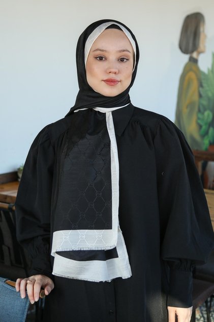 Hintipek Monogram Shawl