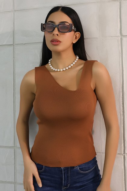 Asymmetric V-Neck Thick Strap Basic Stylish Women's Knitwear Summer Undershirt