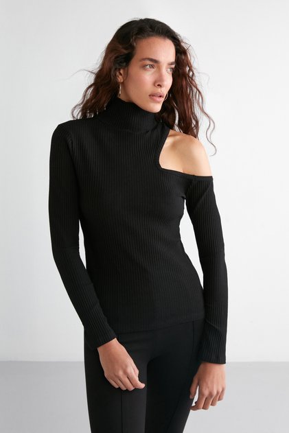 Sandy Women's Irregular Ribbed Flexible Fabric One Shoulder Open Black Blouse
