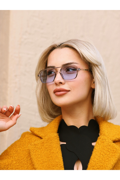 Angel Eyes Gri Şeffaf Çerçeve Mavi Cam Dikdörtgen Kadın Güneş