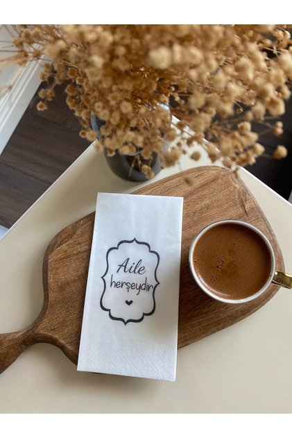 Aile Her Şeydir Lux Siyah Baskılı Sunum Peçetesi 16lı