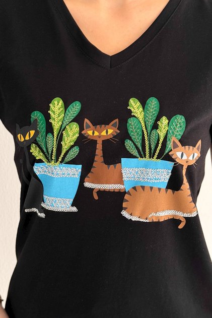 Black V-Neck Short Sleeve Sequin Applique Knitted Regular Fit T-Shirt