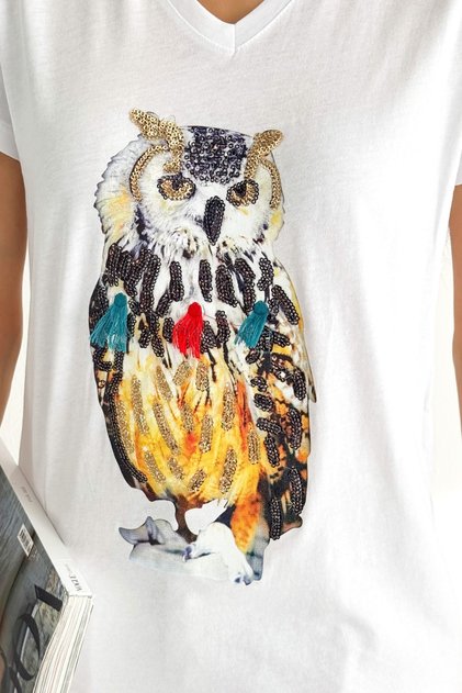 White V-Neck Short Sleeve Sequin Applique Knitted Regular Fit T-Shirt