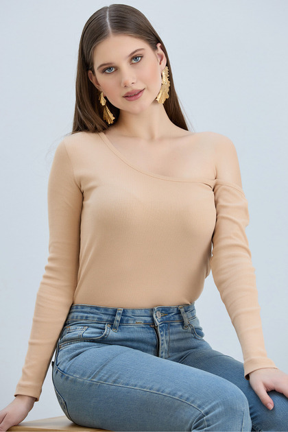 Women's Beige Off-Shoulder Camisole Basic Long Sleeve Blouse
