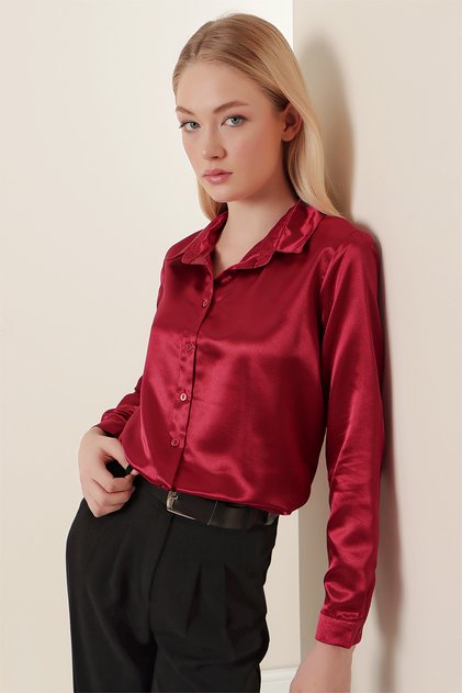 3964 Lightly Flowing Satin Shirt - Plum