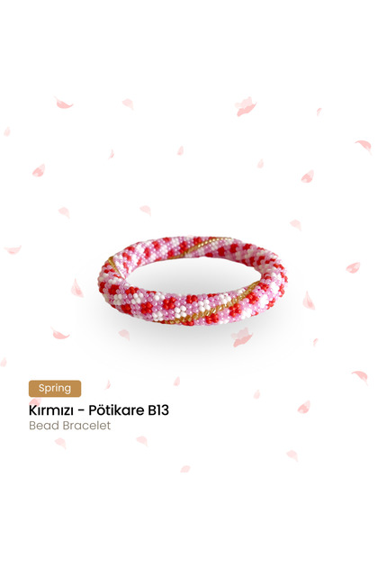 Red Gingham Pattern Knitted Bracelet