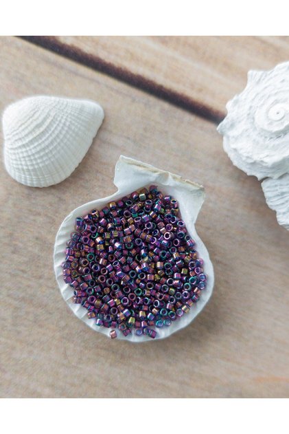 2 grams - Number 046 - 11/0 Miyuki Delica Beads