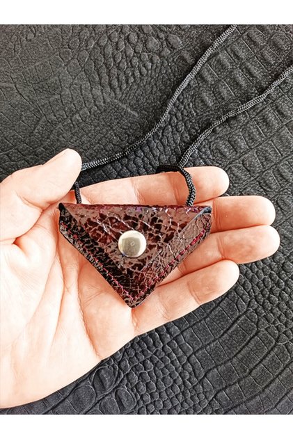 Kayi Triangle Cevşen Prayer Pendant Amulet Genuine Leather Glossy Leather
