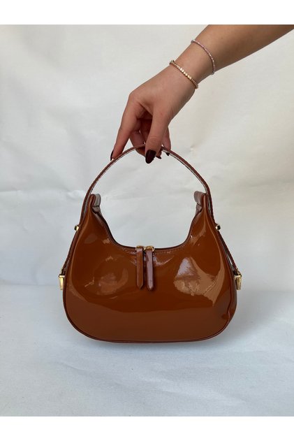 CherryBag حزام خاص مفصل حقيبة كتف نسائية براءات الاختراع والجلود البني
