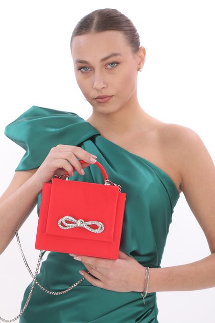 Red Color Satin Fabric Hand-held and Hanging Evening Dress Bag with Stone, Magnetic Cover, Width: 17.5 Cm, Length: 14 Cm