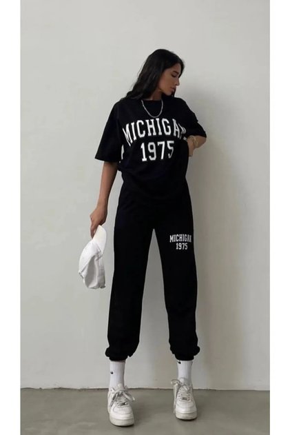 Women's Black Michigan 1975 Printed Oversize T-shirt Jogger Set