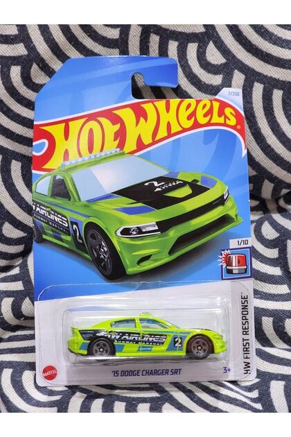 Hot Wheels – ´15 Dodge Charger SRT HW First Response – 1:64 Maßstab, Mattel 2024 – Sammler- Und Spielzeugauto